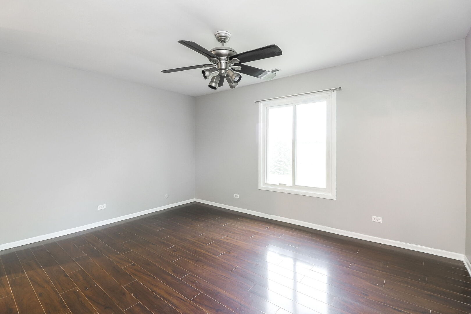 1782 Gloucester Court #B, Wheaton, IL 60189