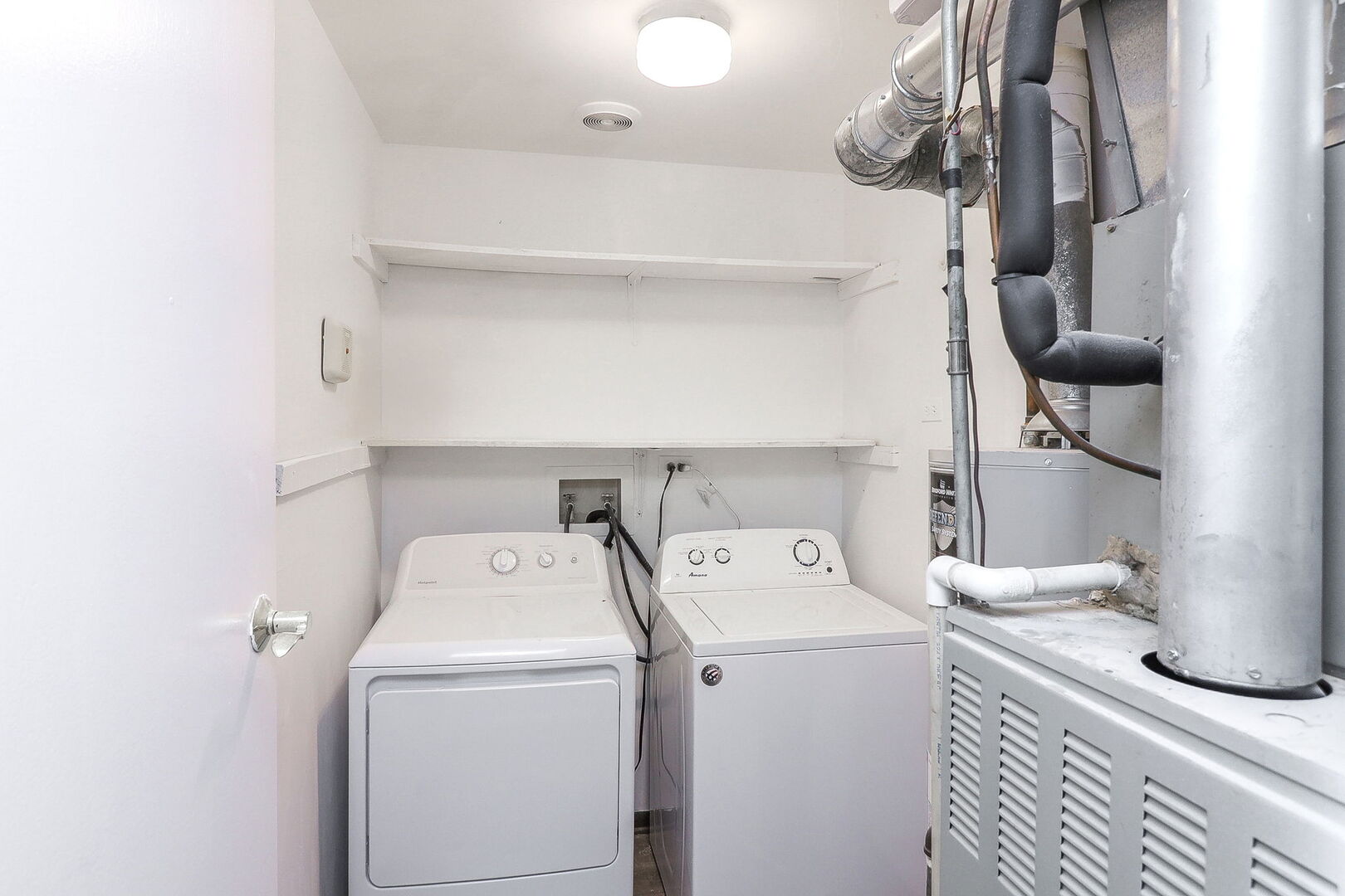 1782 Gloucester Court #B, Wheaton, IL 60189