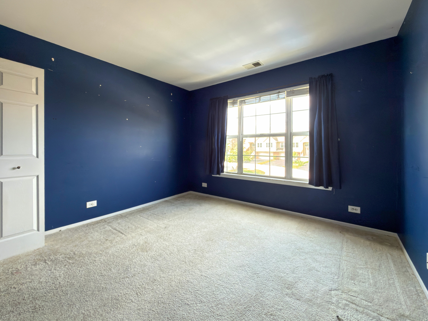 30W015 Juniper Court #30W015, Warrenville, IL 60555