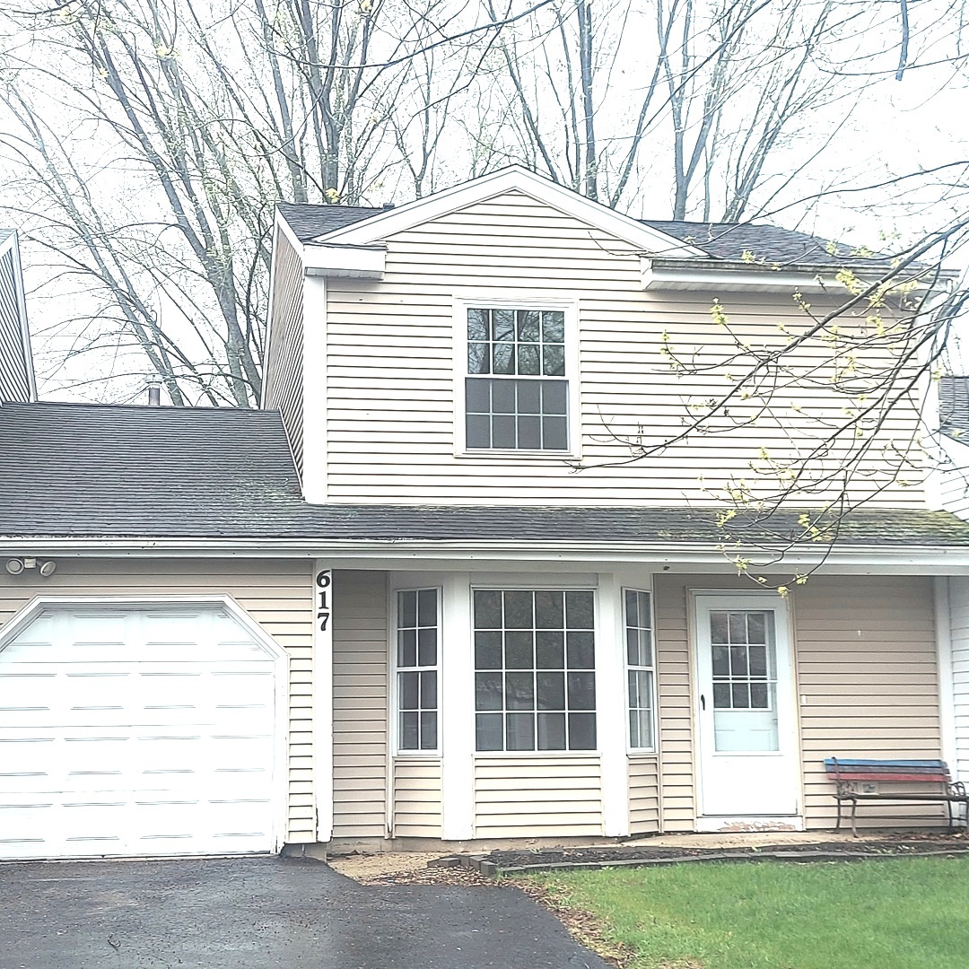 617 Yale Lane #617, Island Lake, IL 60042