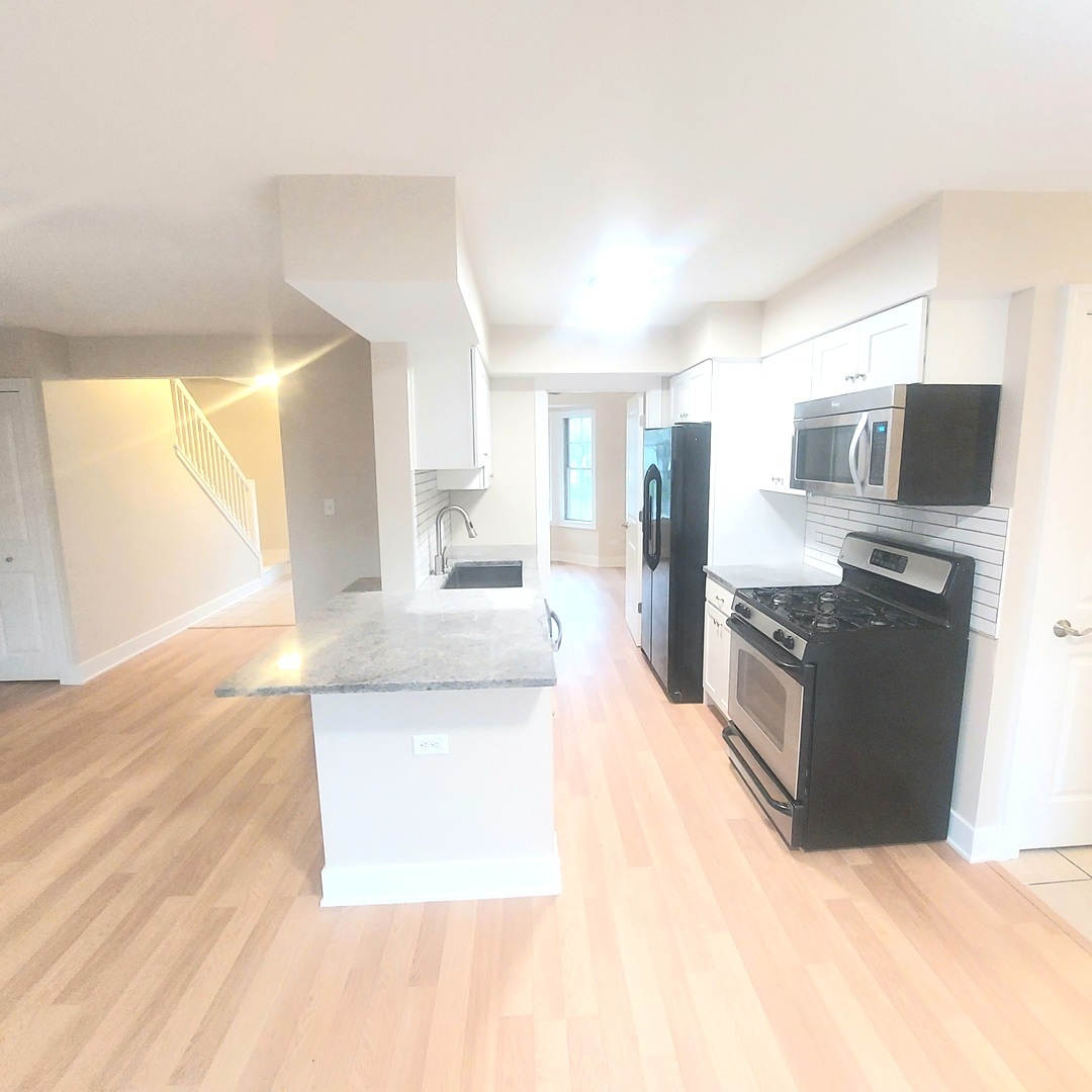 617 Yale Lane #617, Island Lake, IL 60042