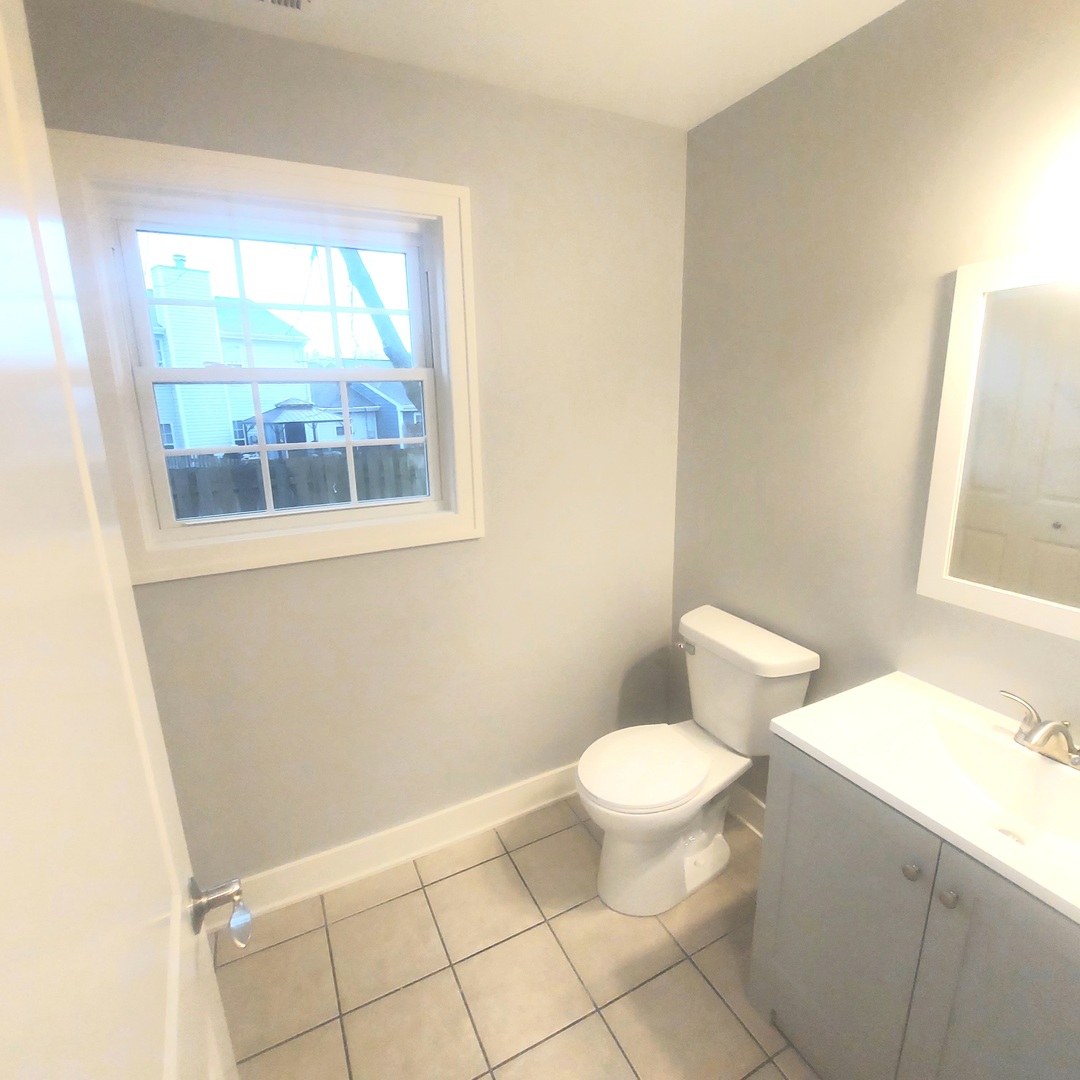 617 Yale Lane #617, Island Lake, IL 60042