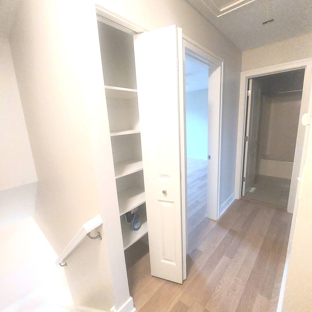 617 Yale Lane #617, Island Lake, IL 60042