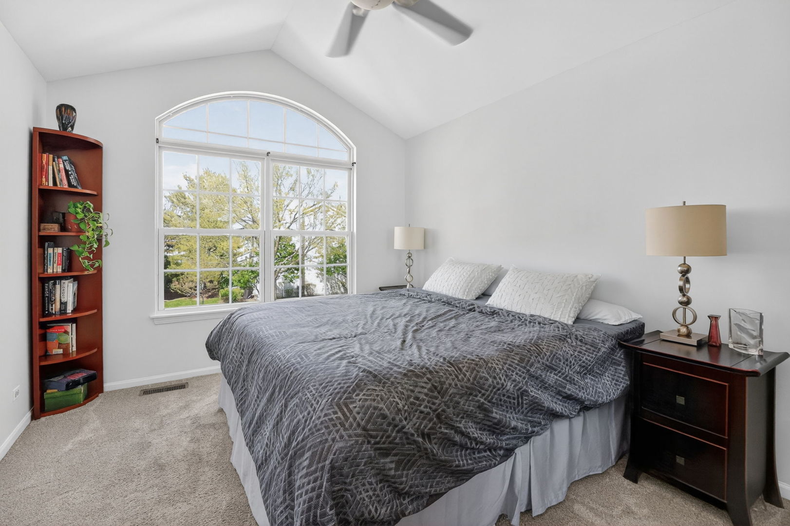 5459 Elizabeth Place, Rolling Meadows, IL 60008