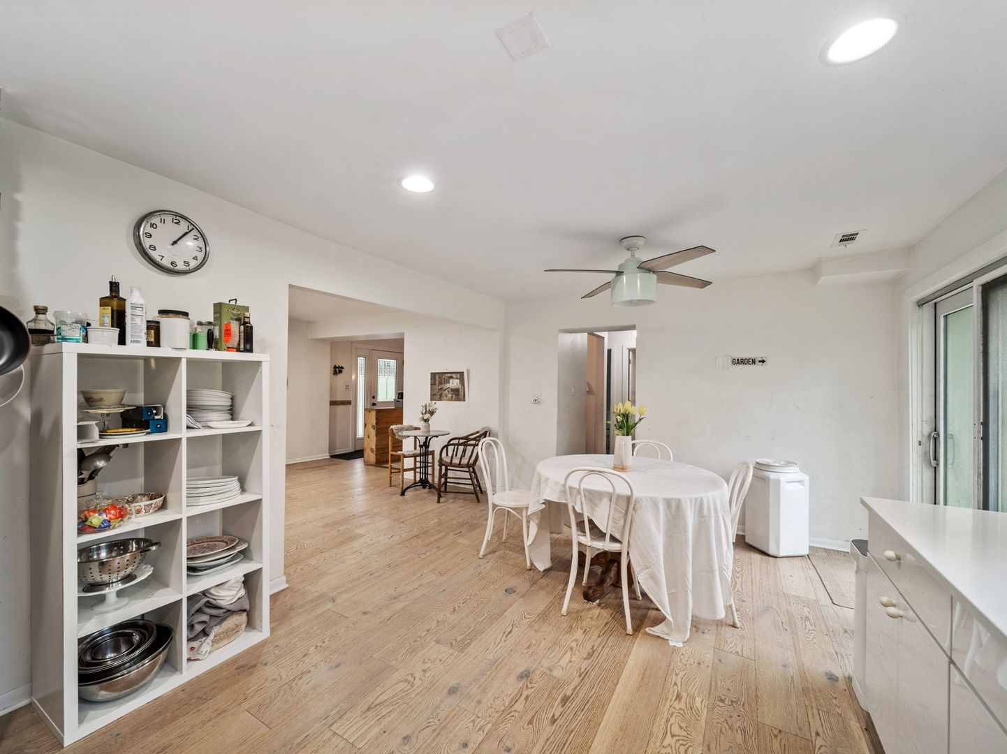 1S655 Taylor Road, Glen Ellyn, IL 60137