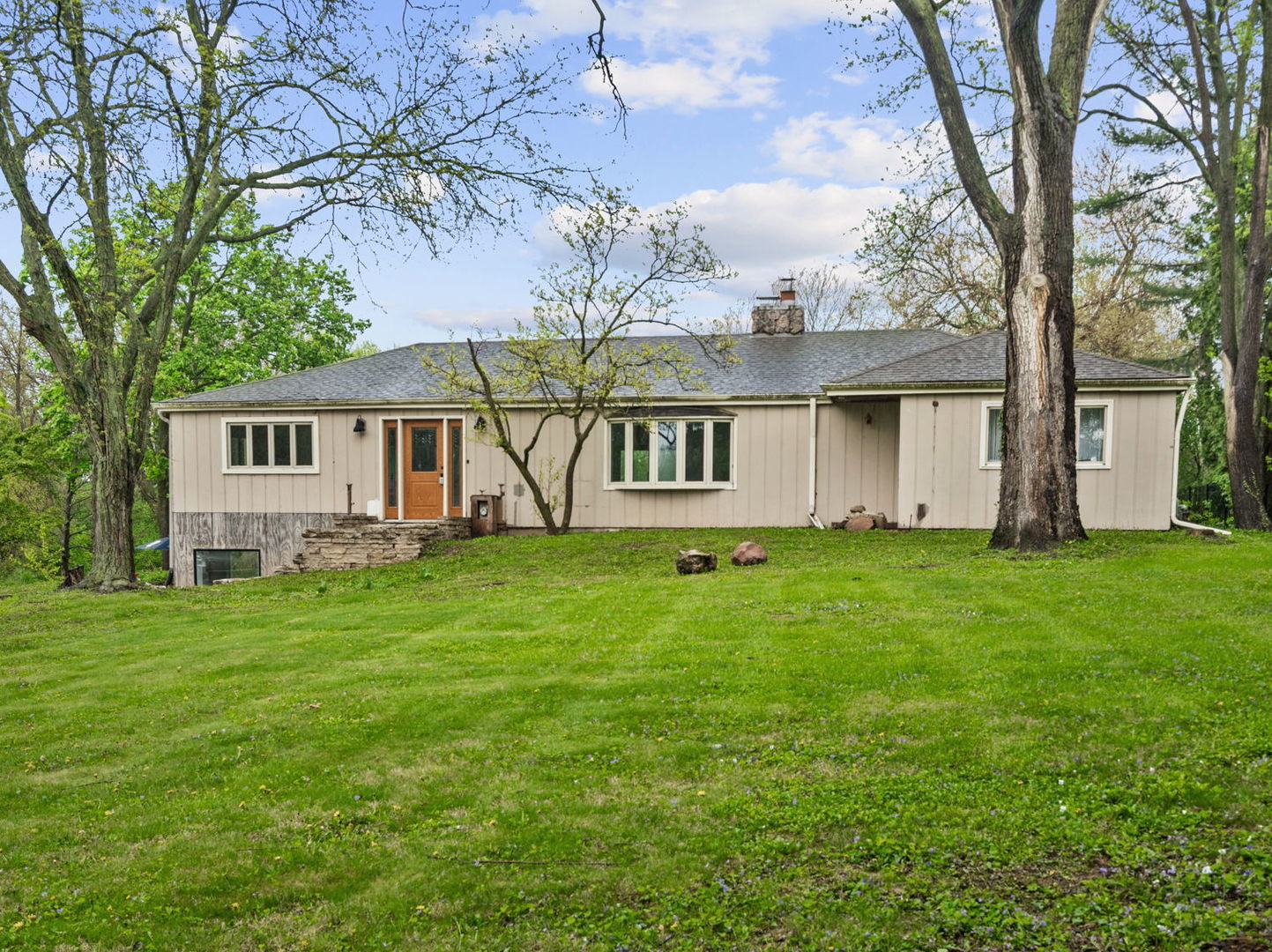1S655 Taylor Road, Glen Ellyn, IL 60137