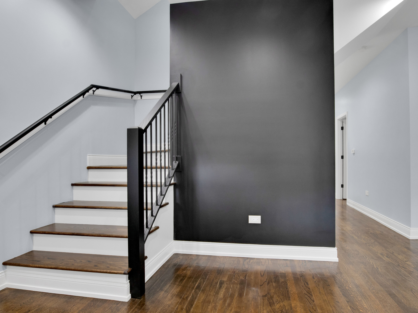 7947 S May Street, Chicago, IL 60620