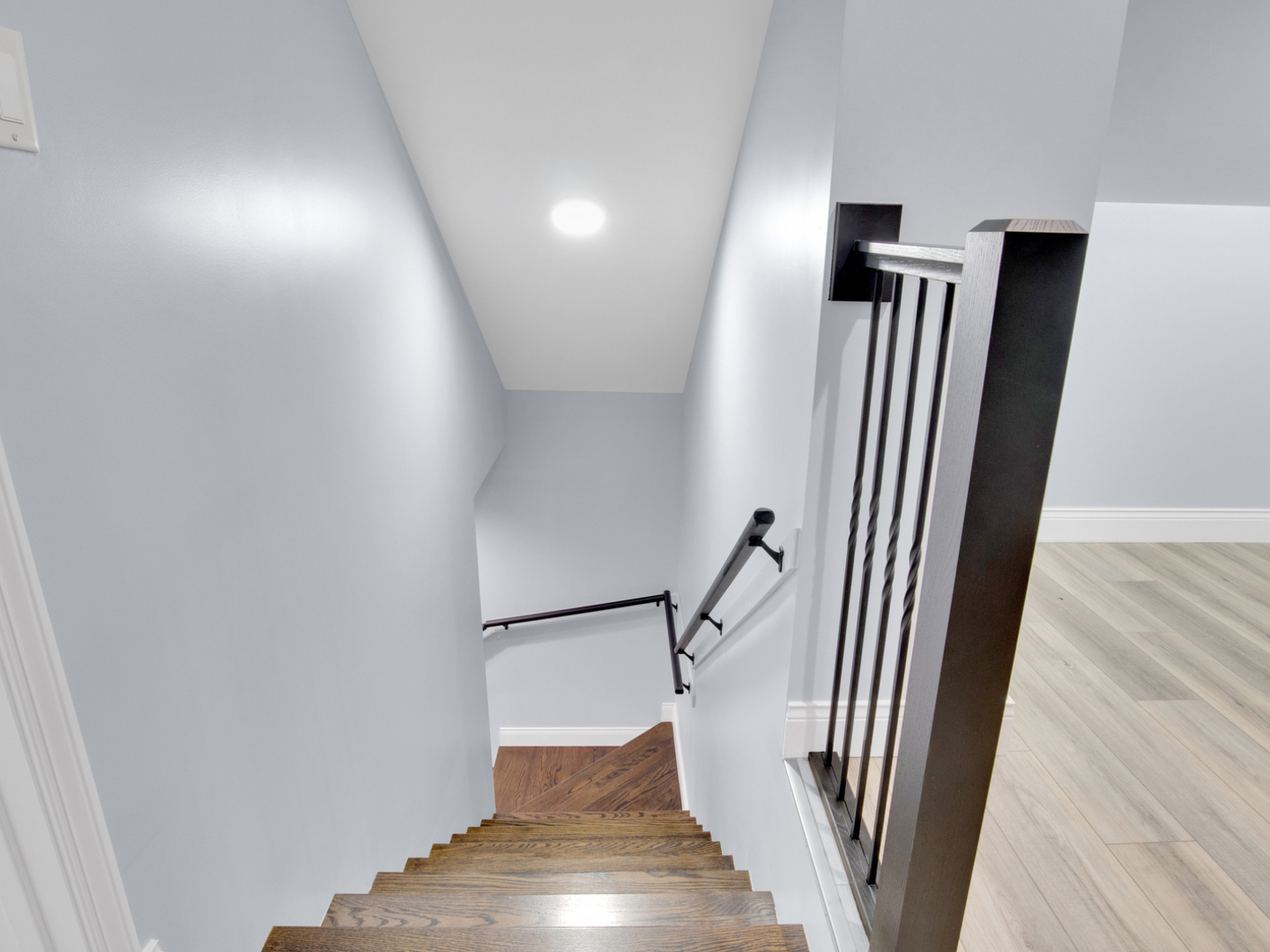 7947 S May Street, Chicago, IL 60620