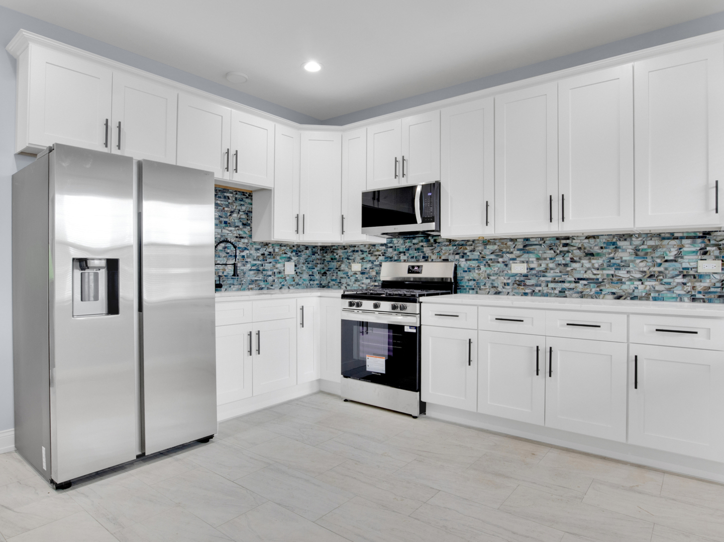 7947 S May Street, Chicago, IL 60620