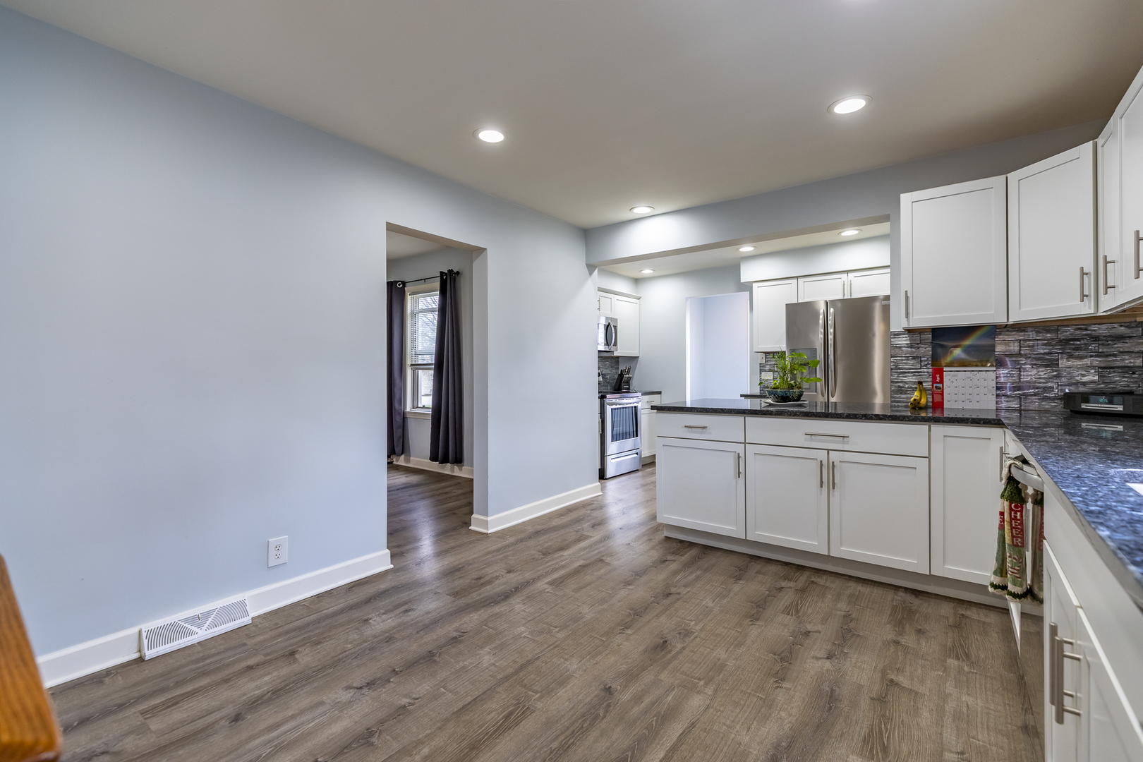 203 N Wolcott Street, Thornton, IL 60476