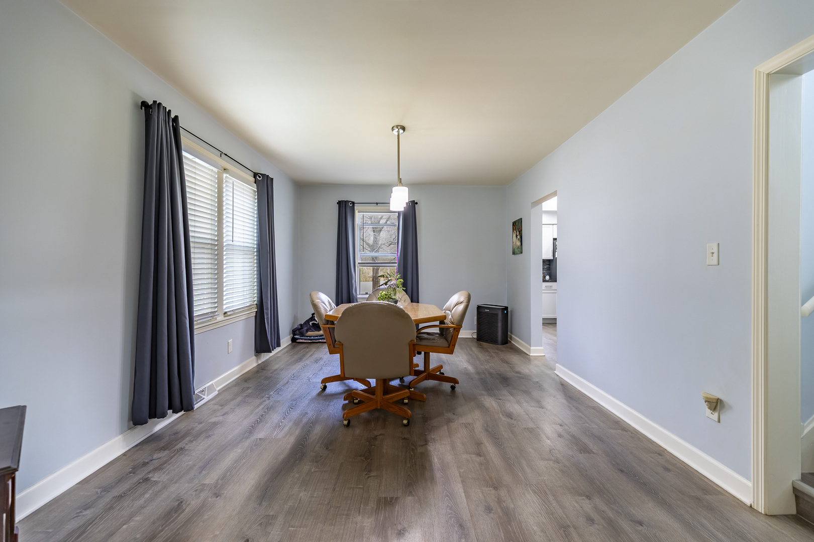 203 N Wolcott Street, Thornton, IL 60476