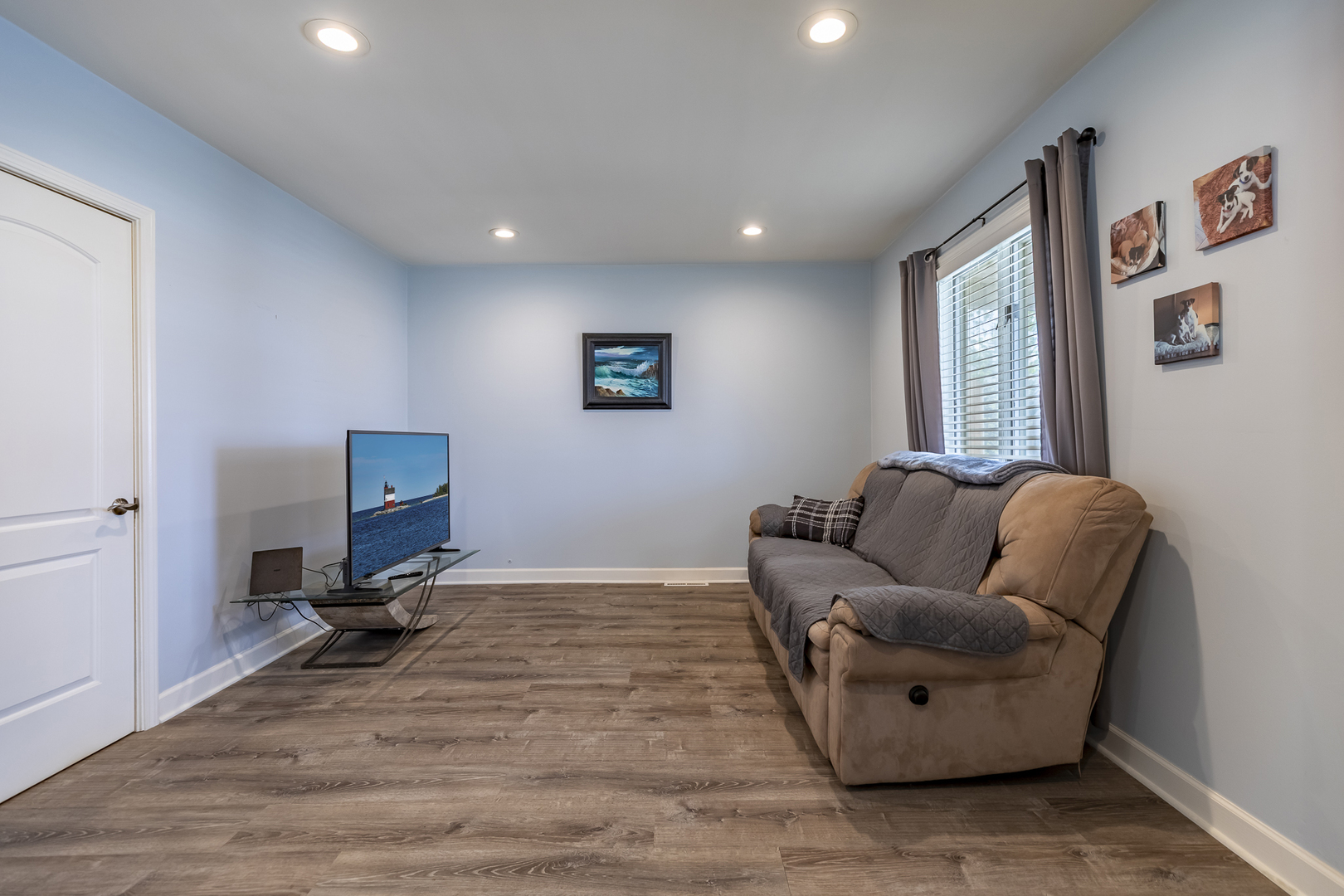 203 N Wolcott Street, Thornton, IL 60476