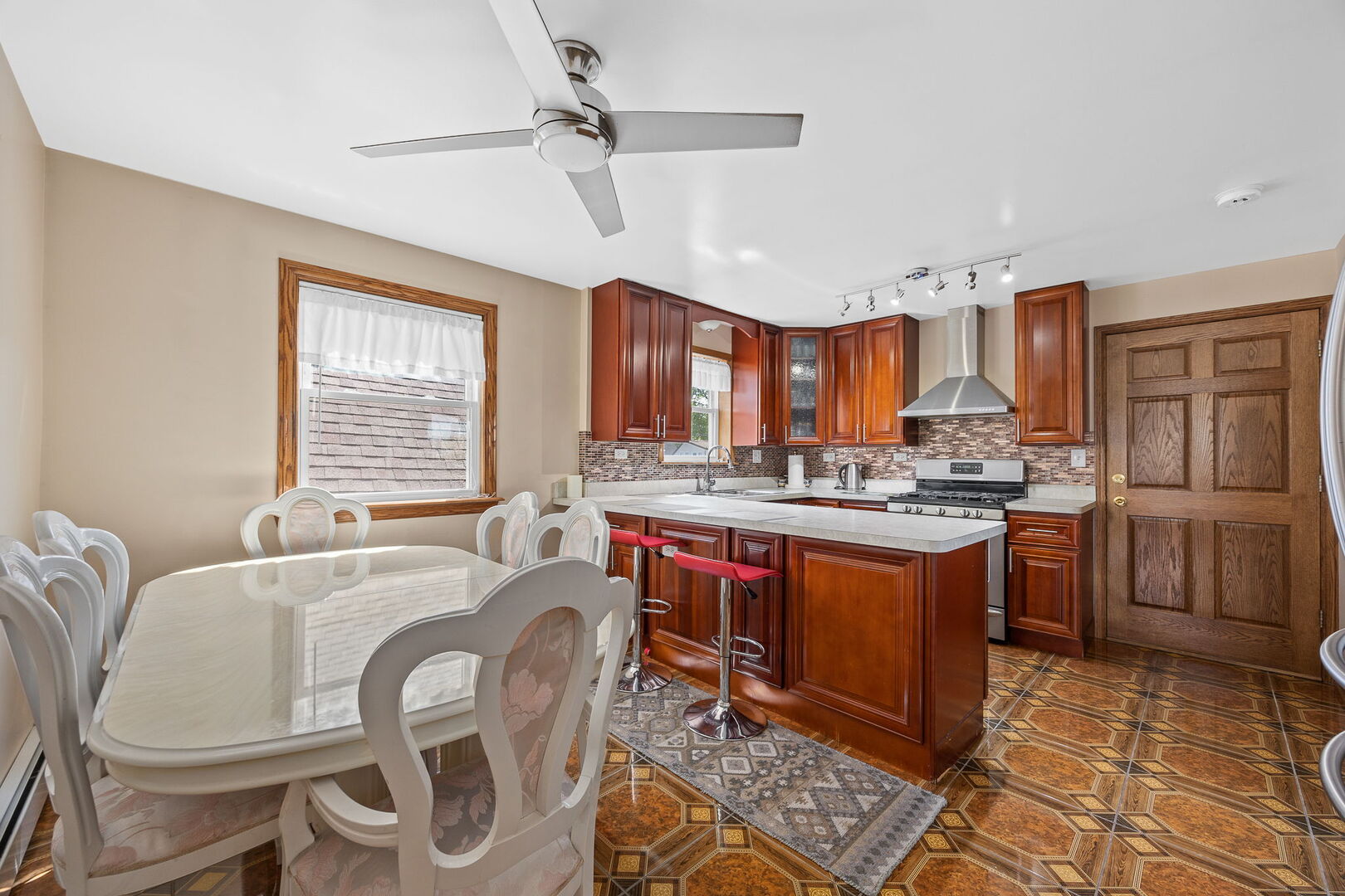 4508 S Avers Avenue, Chicago, IL 60632