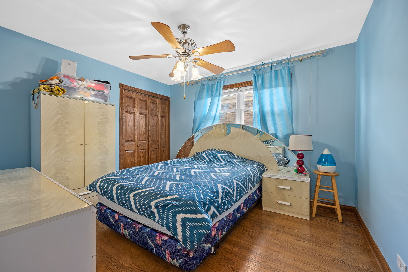 4508 S Avers Avenue, Chicago, IL 60632