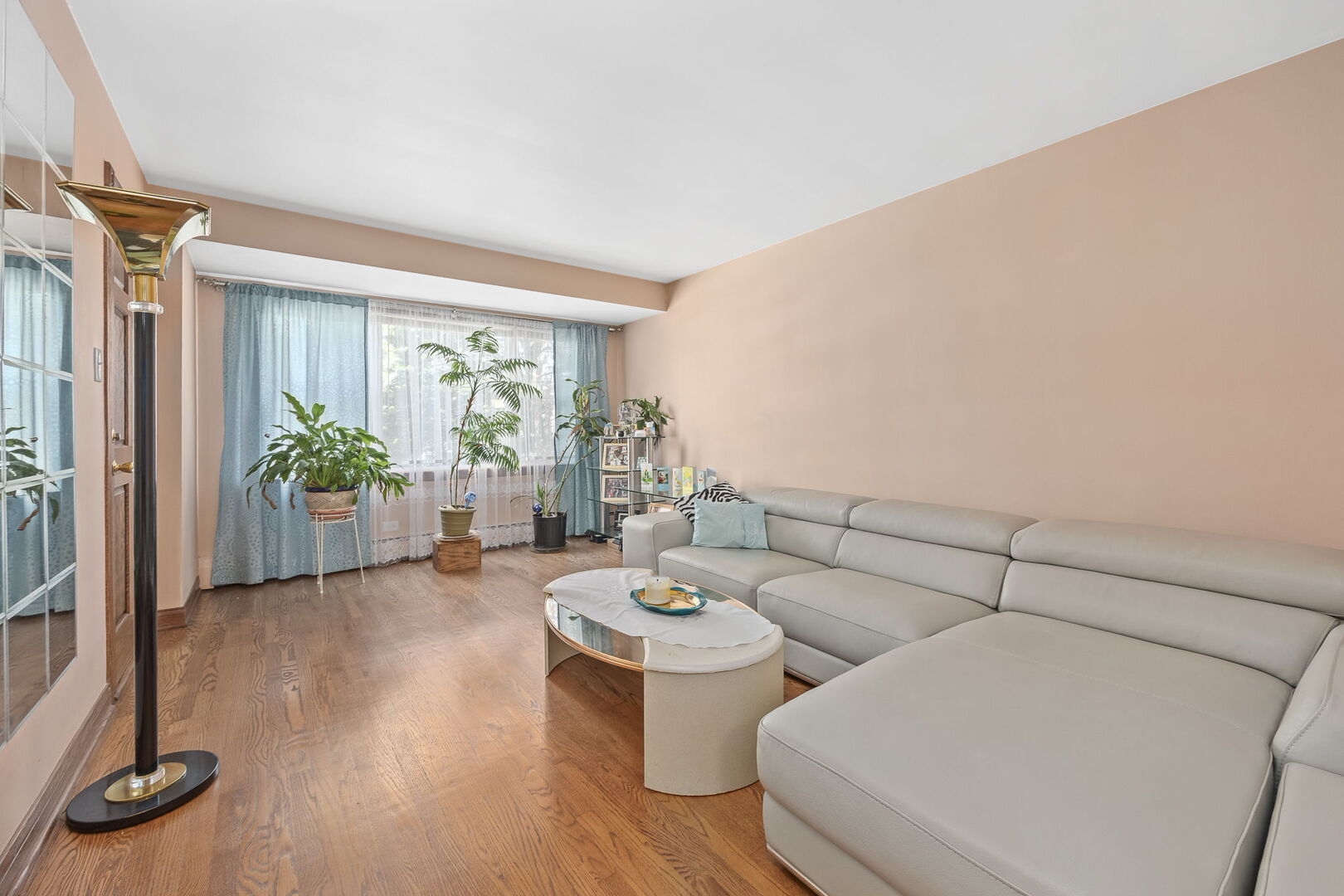 4508 S Avers Avenue, Chicago, IL 60632