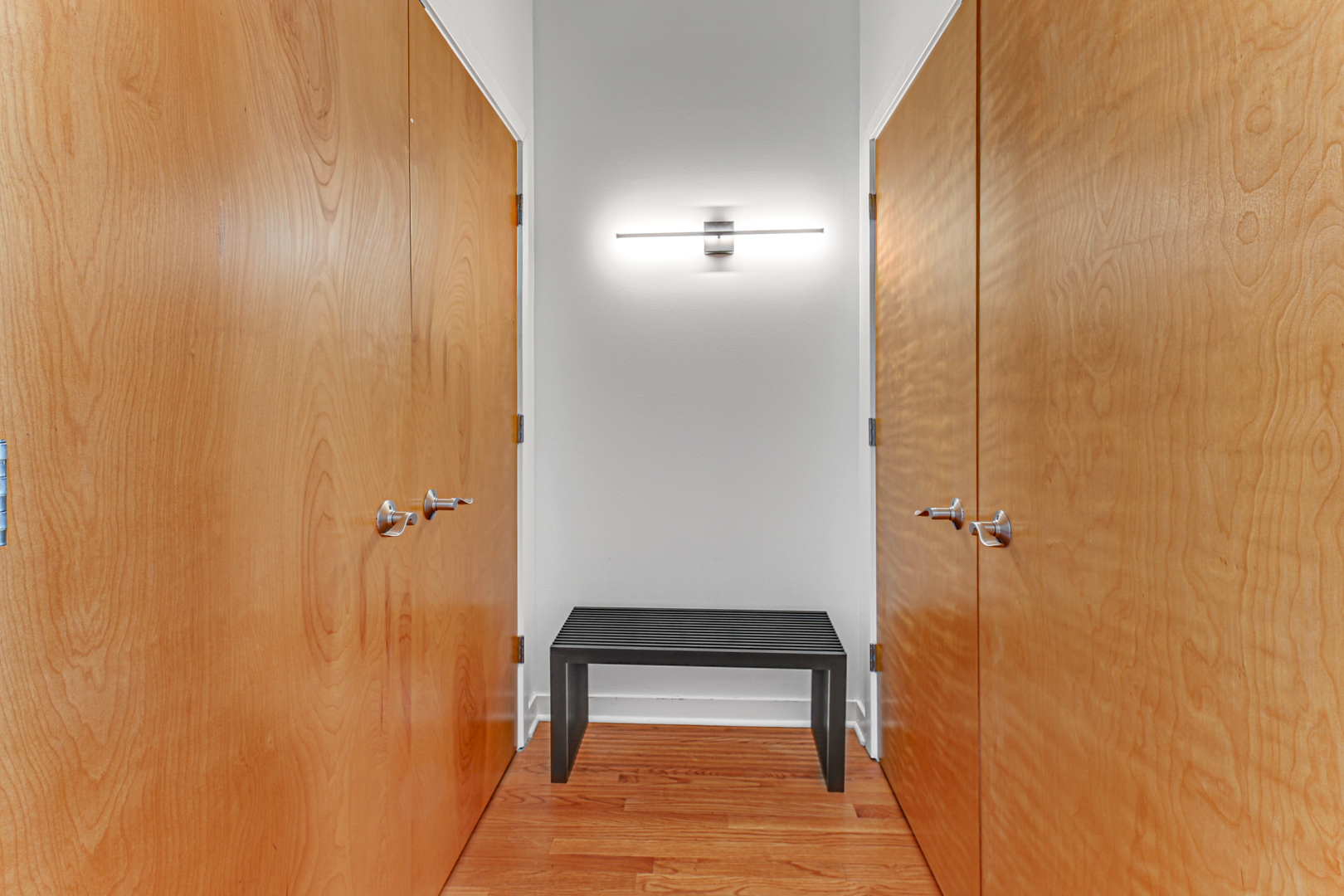 6300 S Woodlawn Street #305, Chicago, IL 60637