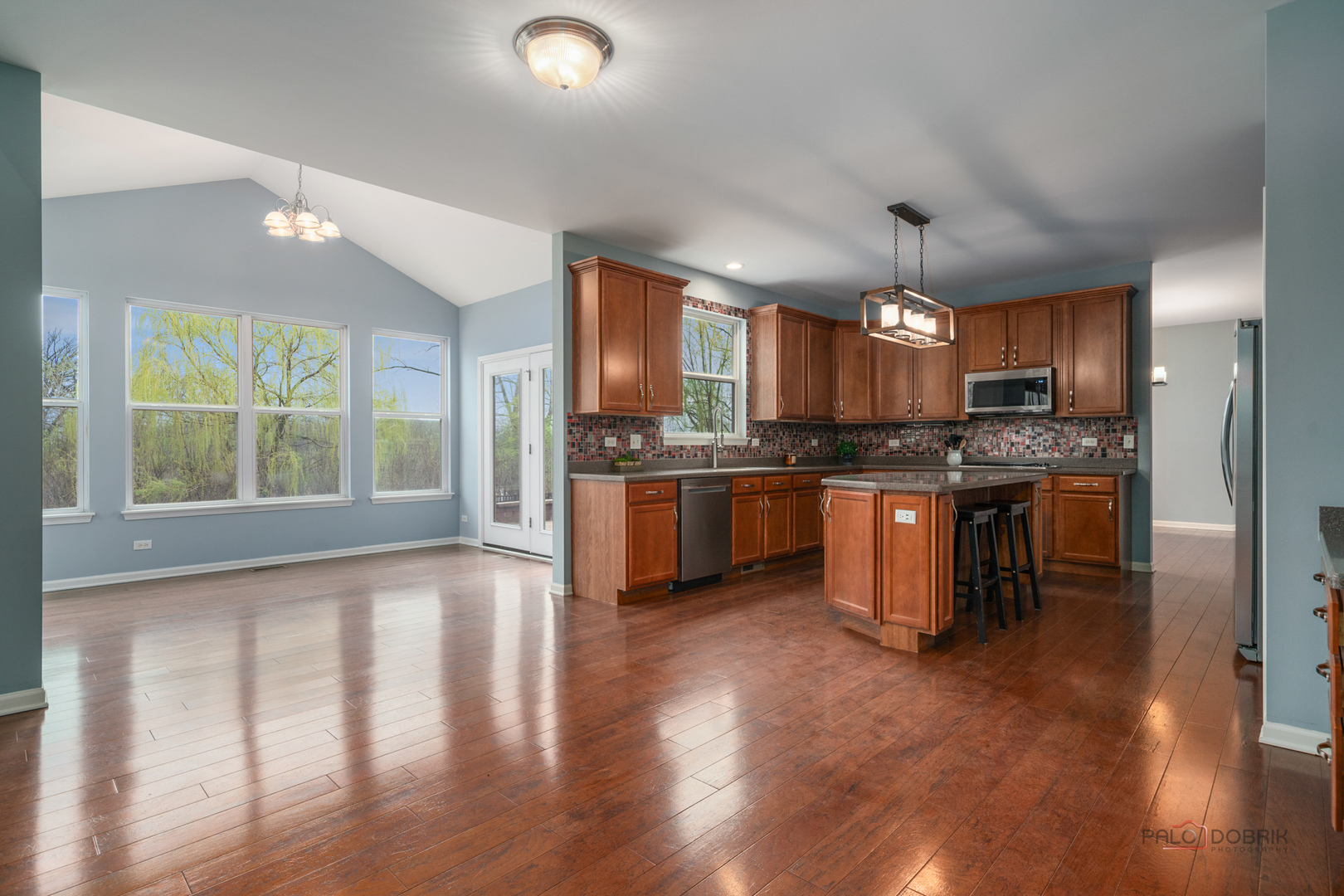 698 Blazing Star Court, Lake Villa, IL 60046