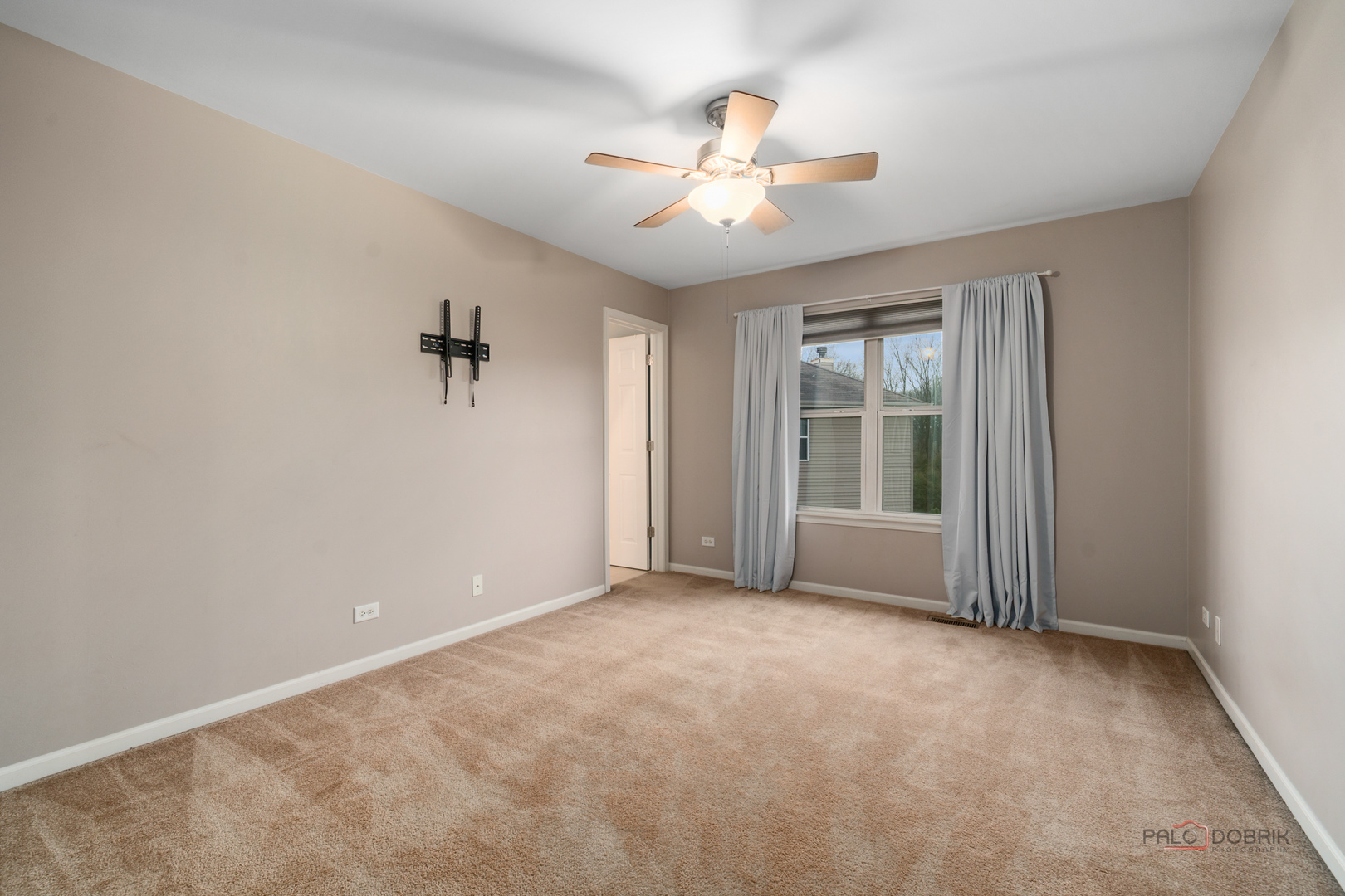 698 Blazing Star Court, Lake Villa, IL 60046