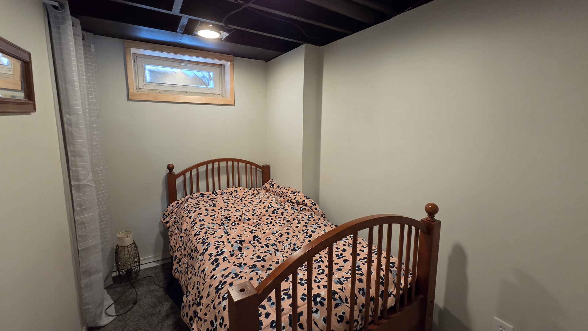 542 Whitney Avenue, Winthrop Harbor, IL 60096