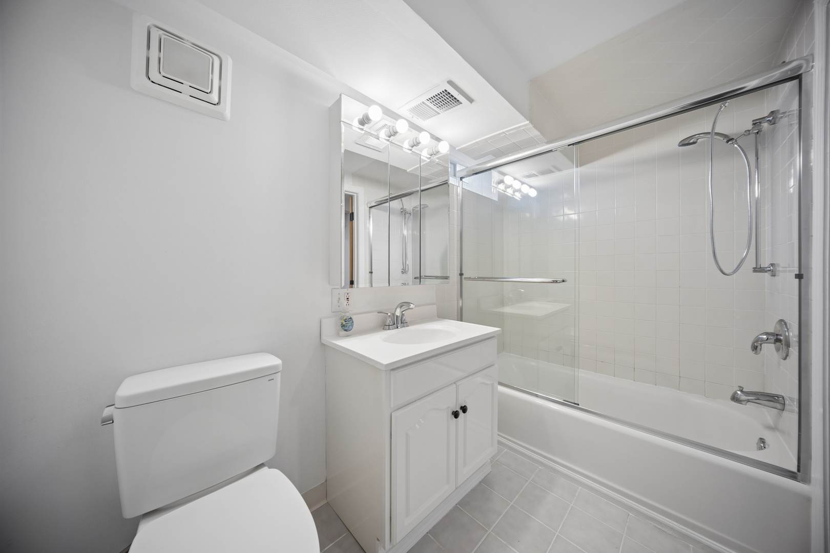 8229 W Giddings Street, Norridge, IL 60706