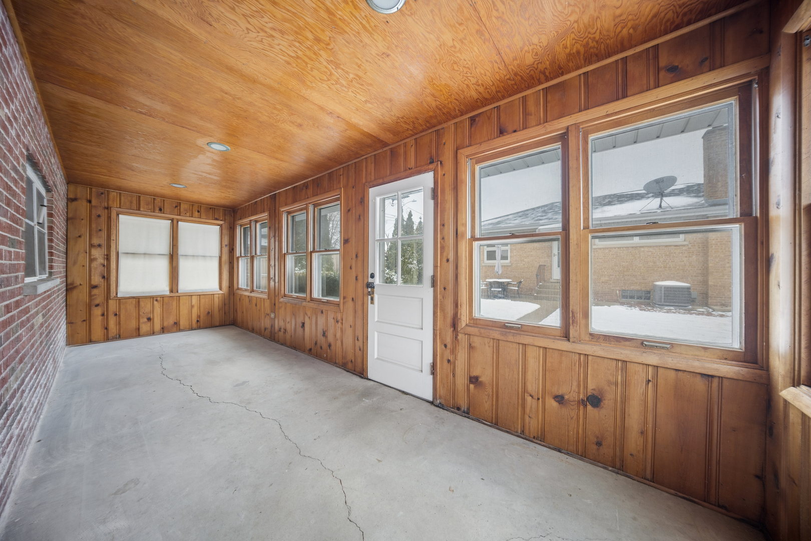 8229 W Giddings Street, Norridge, IL 60706