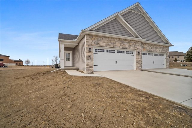 13 Stone Mill Court #0, Bloomington, IL 61705