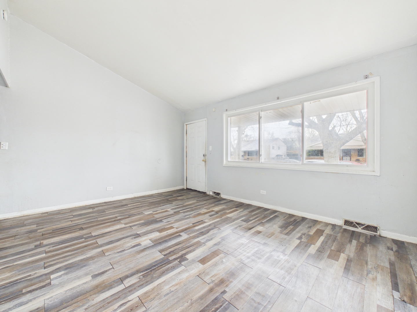 945 W 115th Place, Chicago, IL 60643