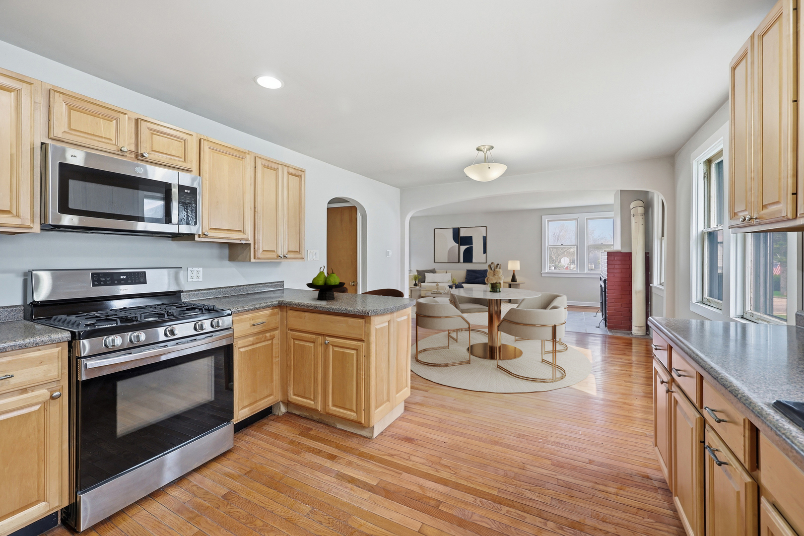 1426 N Harrison Street, Algonquin, IL 60102