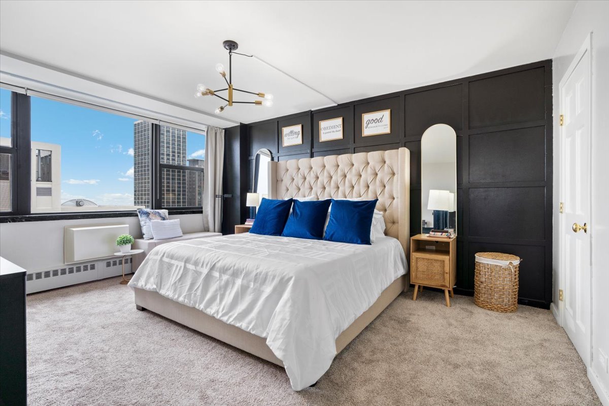 1445 N State Parkway #2605, Chicago, IL 60610