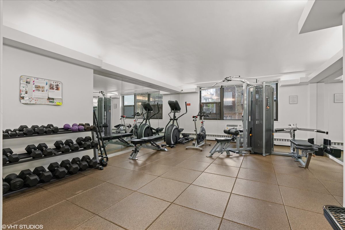 1445 N State Parkway #2605, Chicago, IL 60610