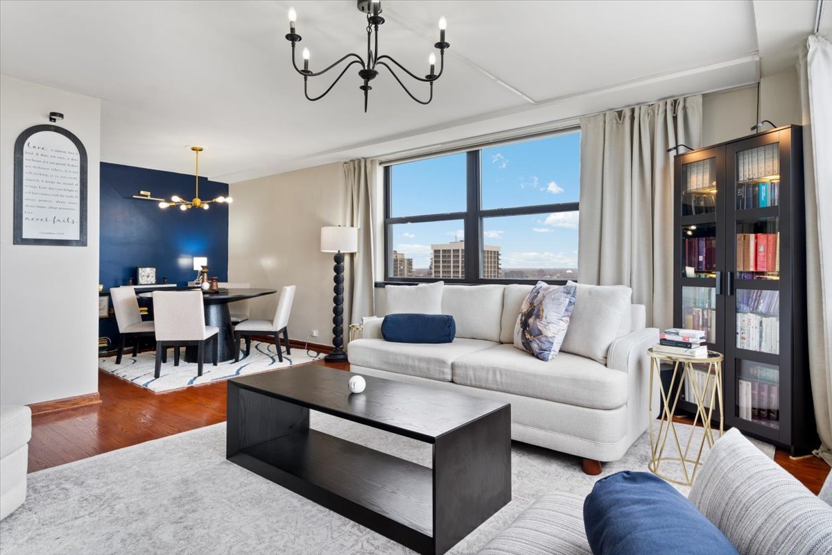 1445 N State Parkway #2605, Chicago, IL 60610