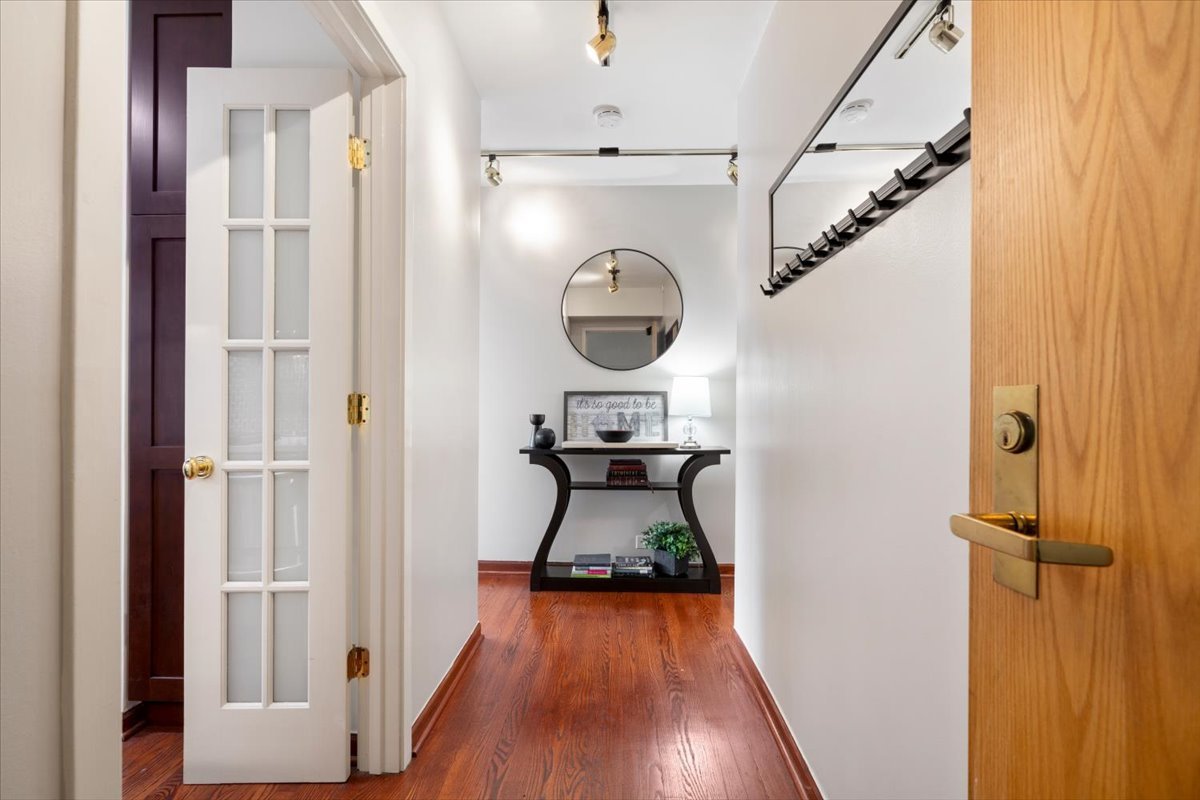 1445 N State Parkway #2605, Chicago, IL 60610