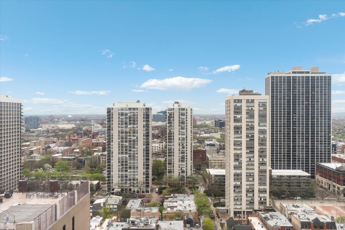 1445 N State Parkway #2605, Chicago, IL 60610