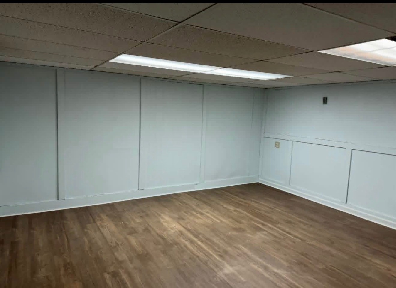 160 E Northwest Highway #I, Des Plaines, IL 60016