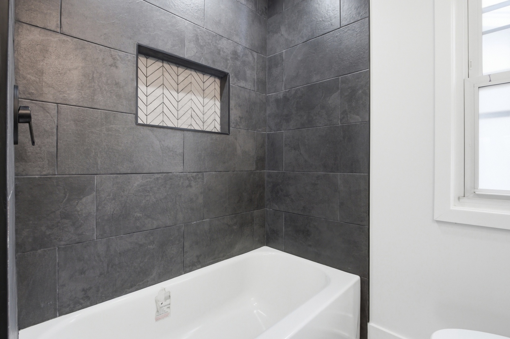 2000 Maple Avenue, Downers Grove, IL 60515