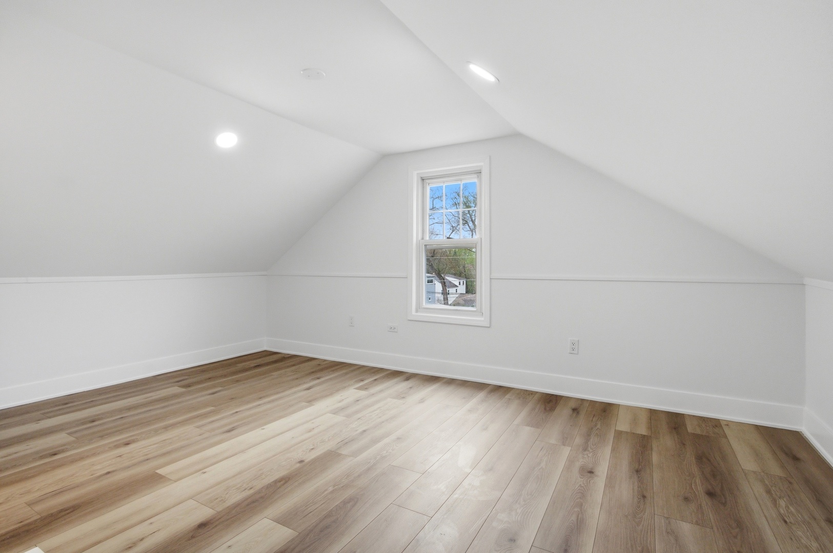 2000 Maple Avenue, Downers Grove, IL 60515