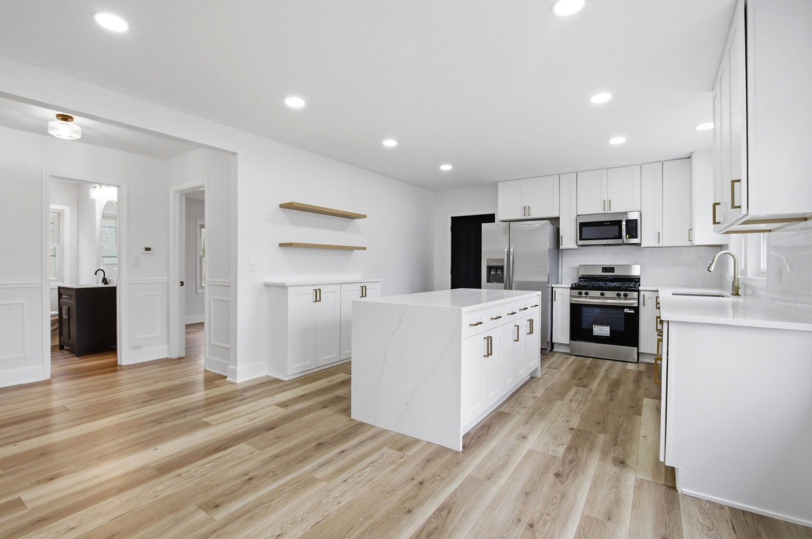 2000 Maple Avenue, Downers Grove, IL 60515