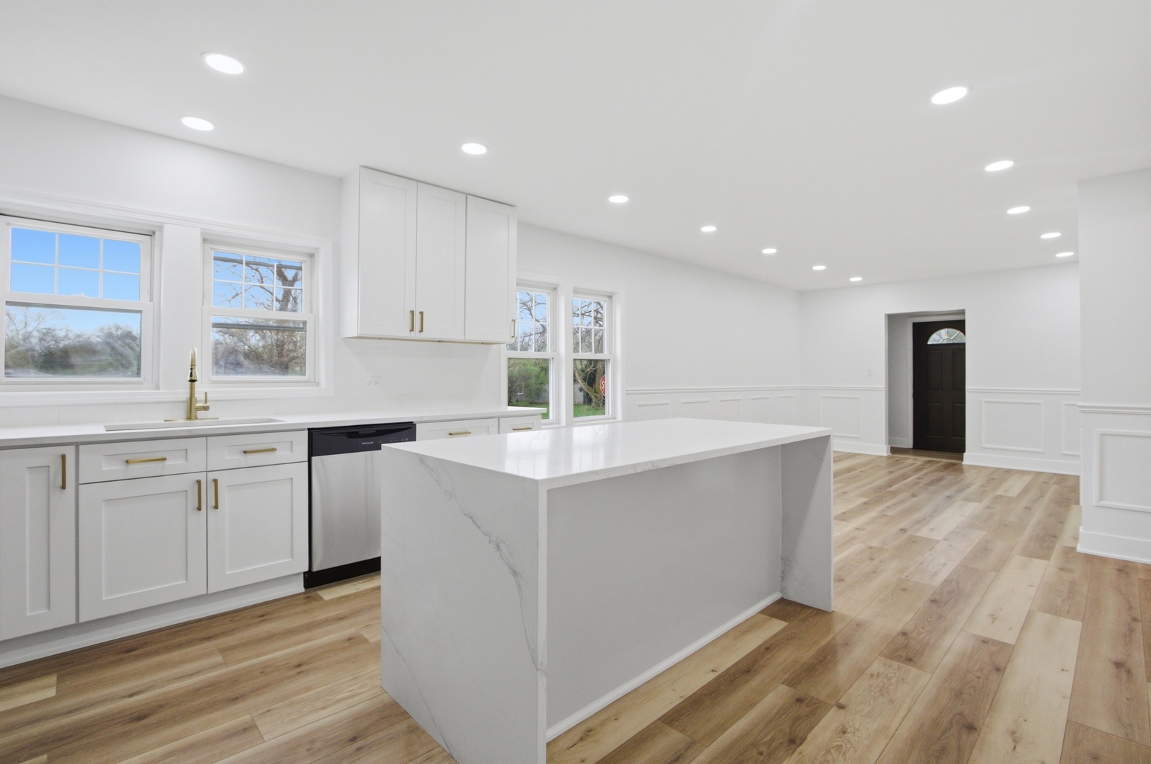 2000 Maple Avenue, Downers Grove, IL 60515