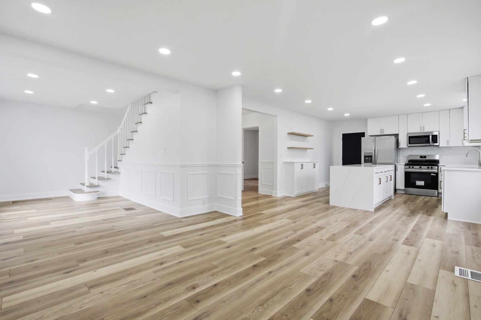 2000 Maple Avenue, Downers Grove, IL 60515