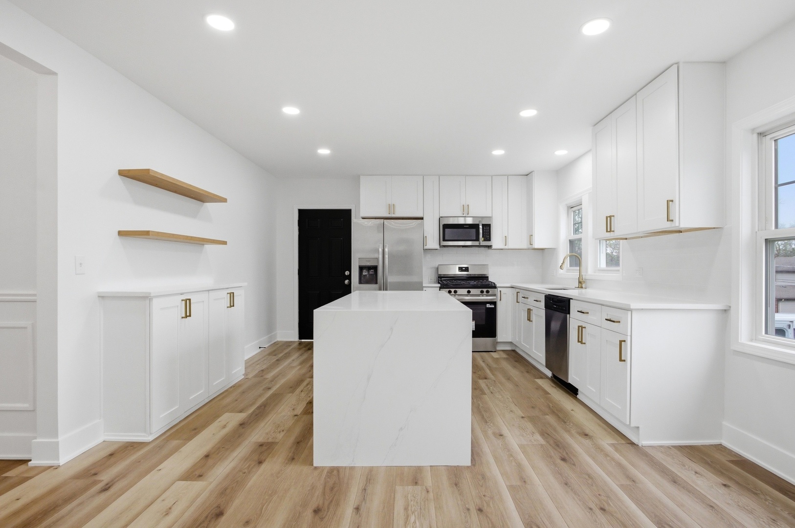 2000 Maple Avenue, Downers Grove, IL 60515