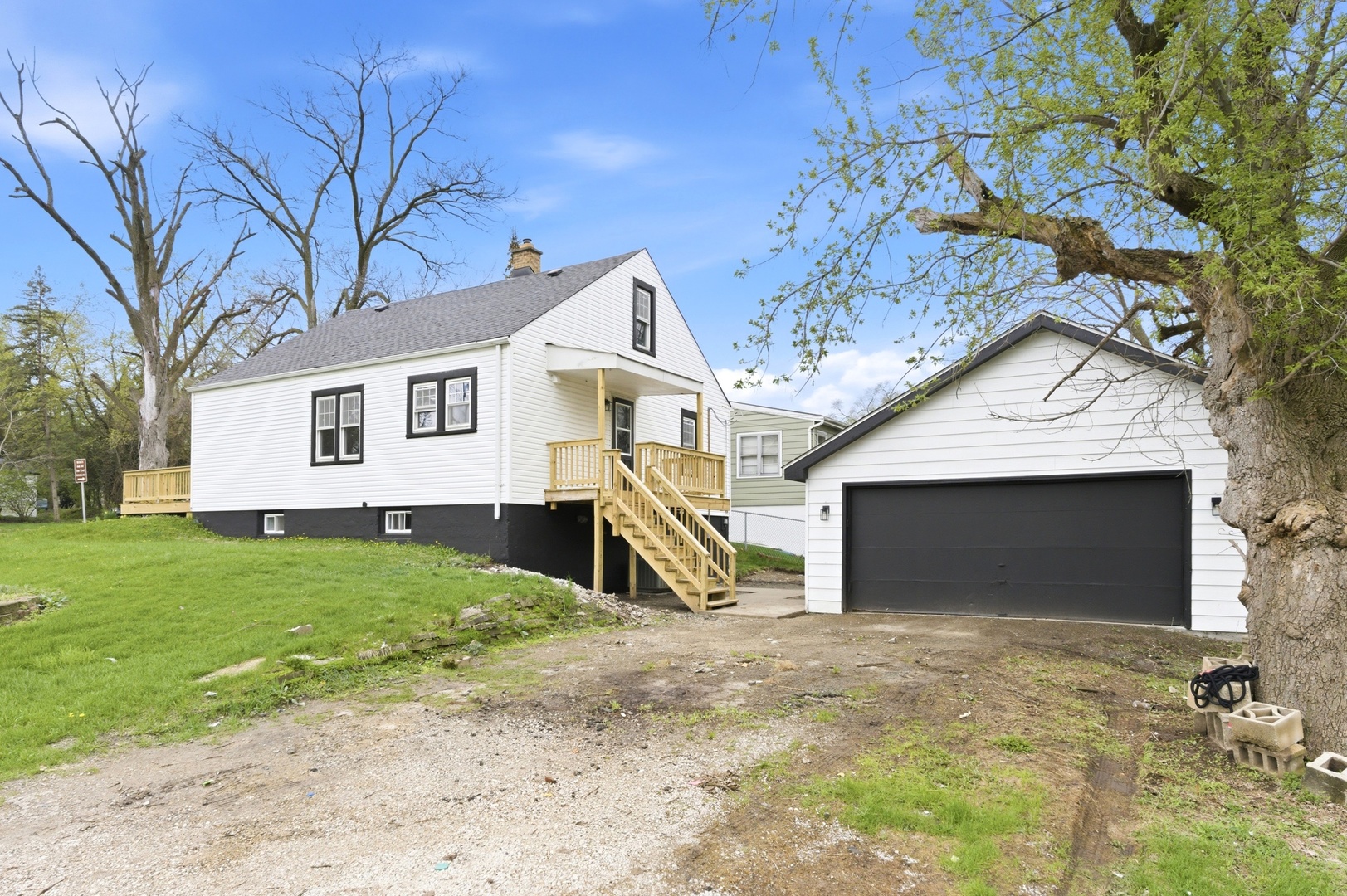 2000 Maple Avenue, Downers Grove, IL 60515