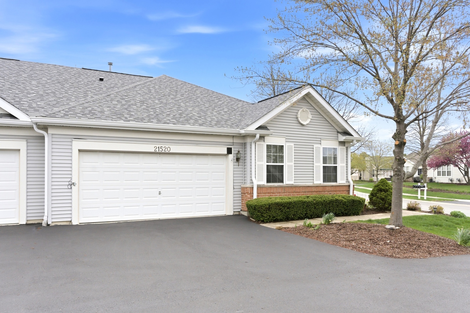 21520 Victory Lake Way #21520, Crest Hill, IL 60403