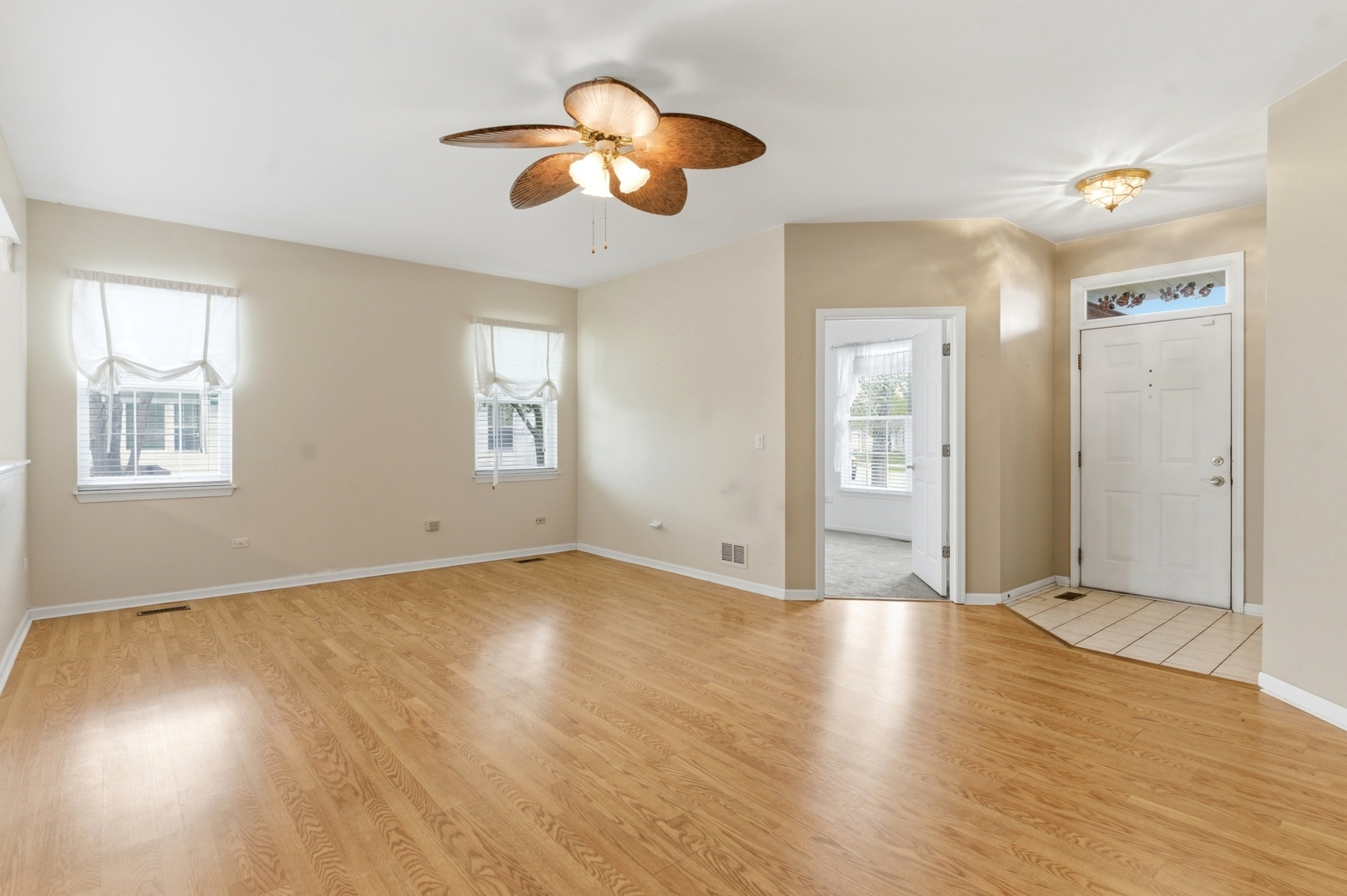 21520 Victory Lake Way #21520, Crest Hill, IL 60403