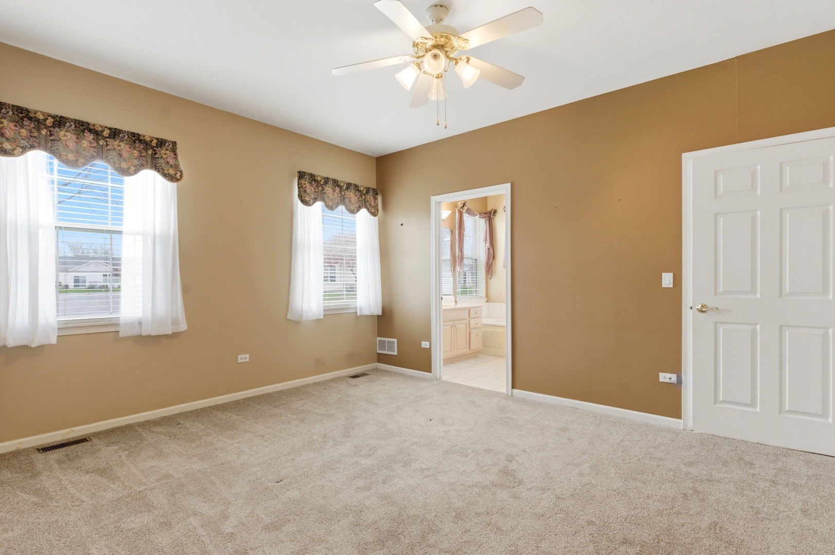 21520 Victory Lake Way #21520, Crest Hill, IL 60403