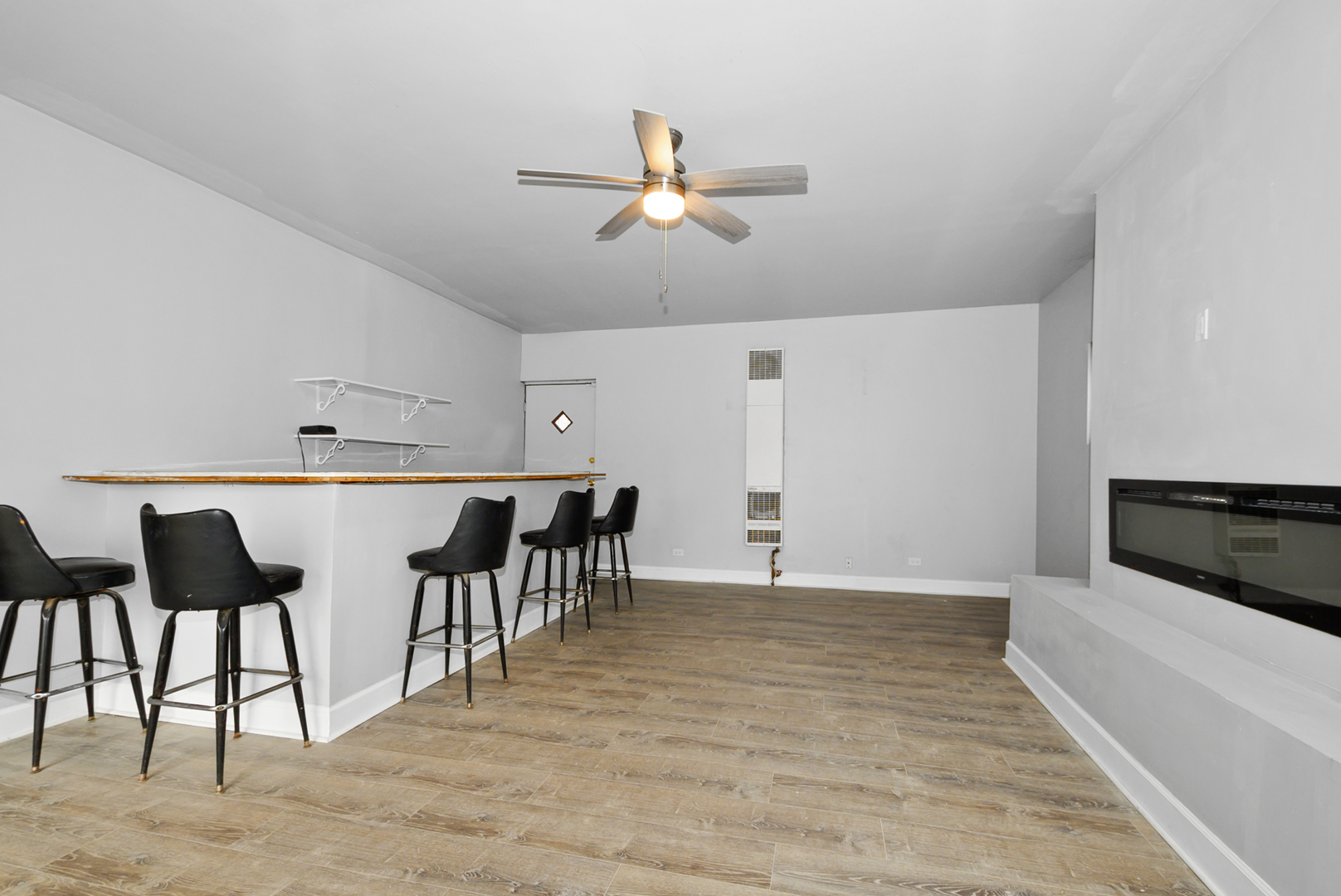 14823 Grant Street, Dolton, IL 60419