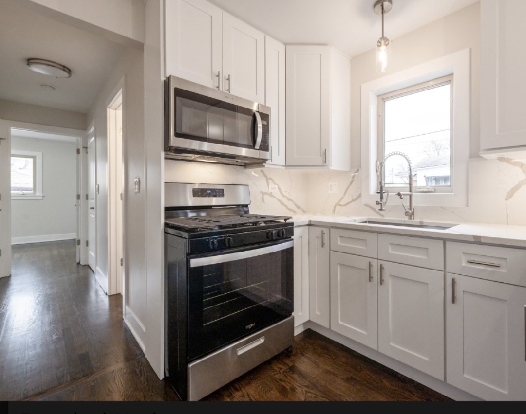 7728 W TALCOTT Avenue, Chicago, IL 60631