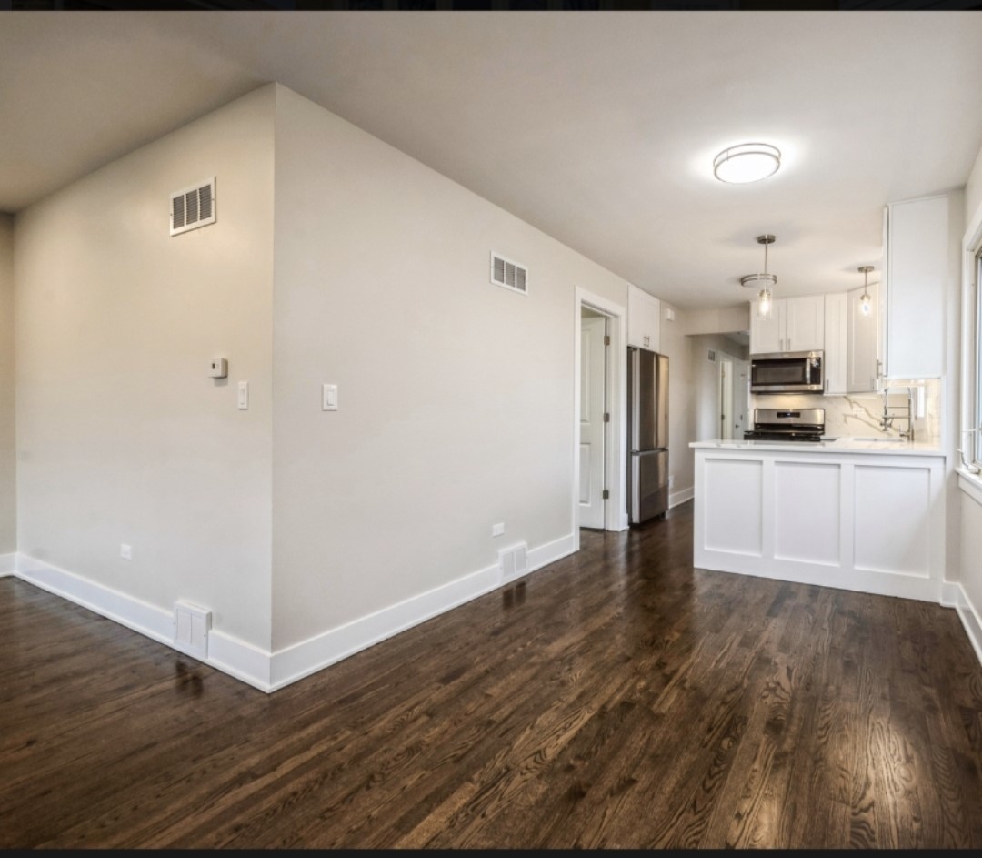 7728 W TALCOTT Avenue, Chicago, IL 60631