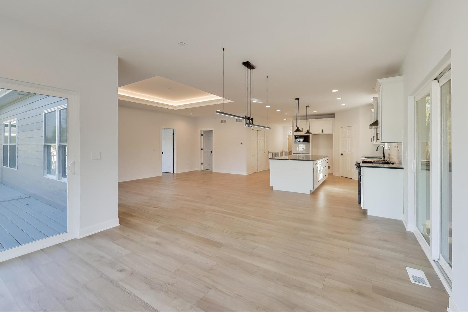 902 N Quentin Street, Palatine, IL 60067