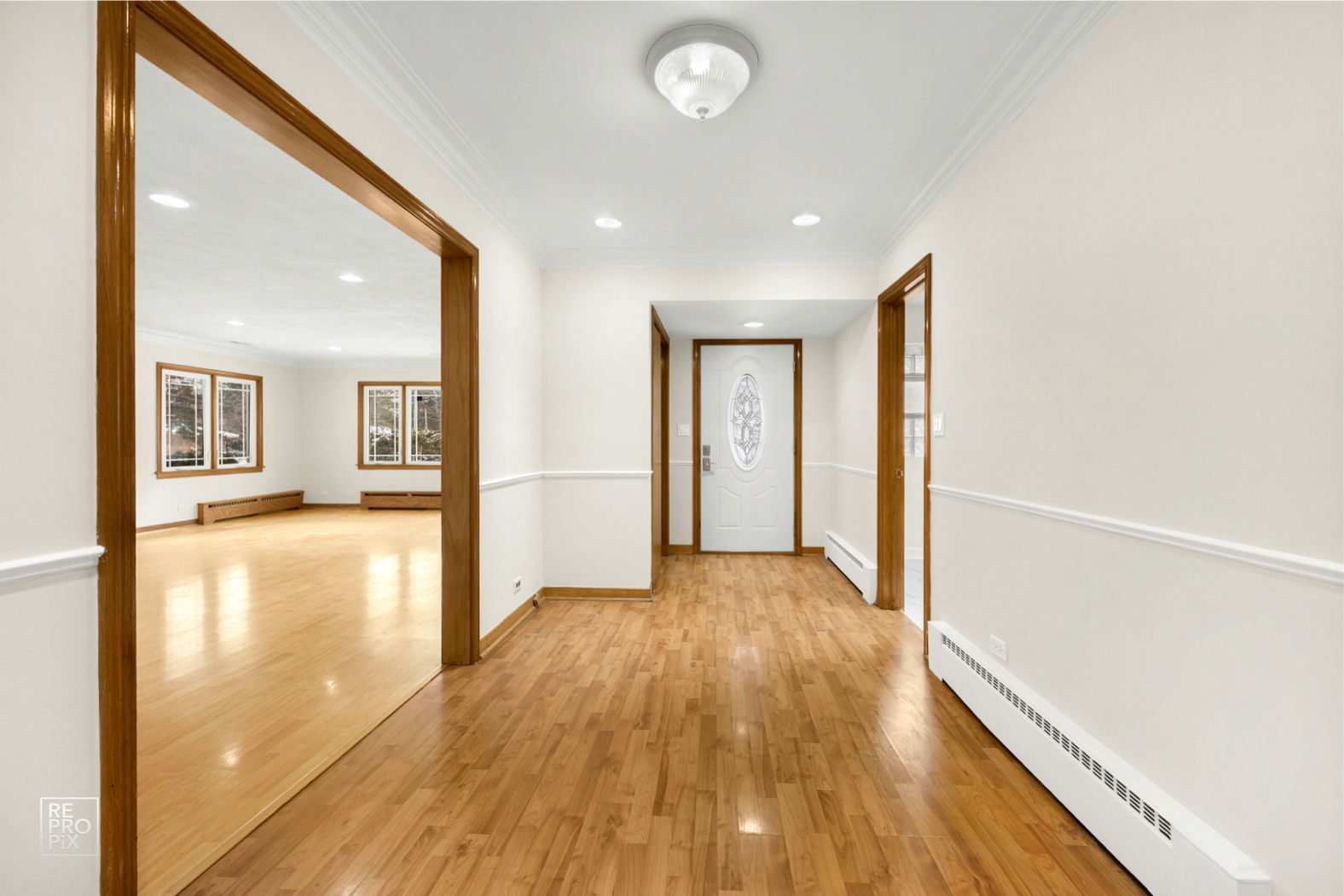 17w120 Woodland Avenue, Bensenville, IL 60106