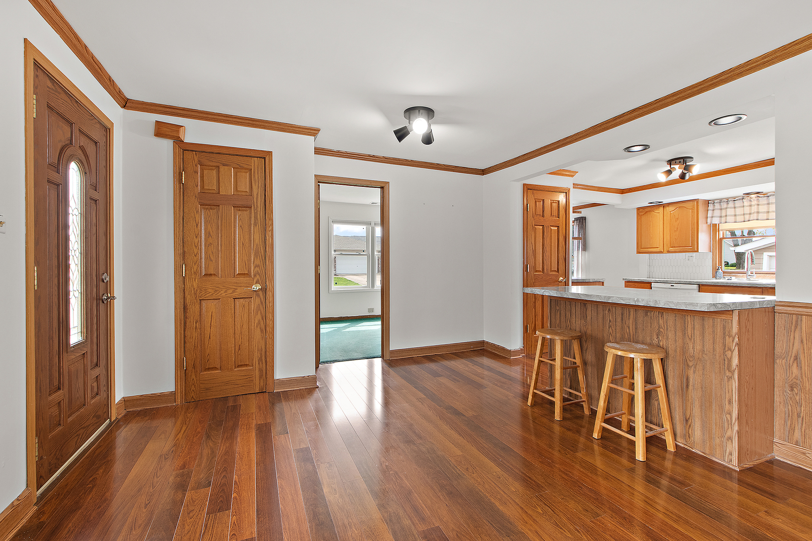 6901 167th Street, Tinley Park, IL 60477